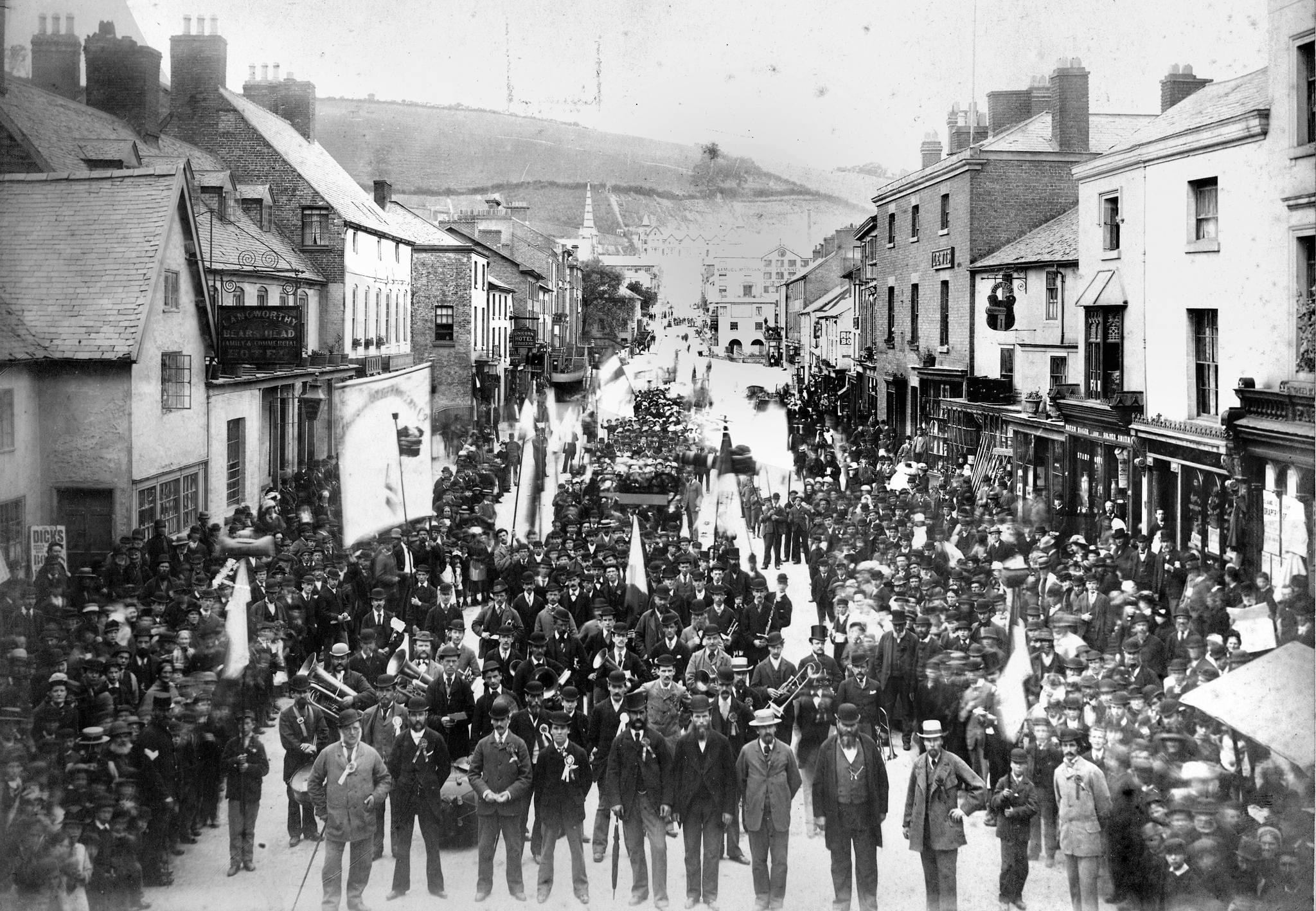 John Owen, photographer. Broad Street Newtown